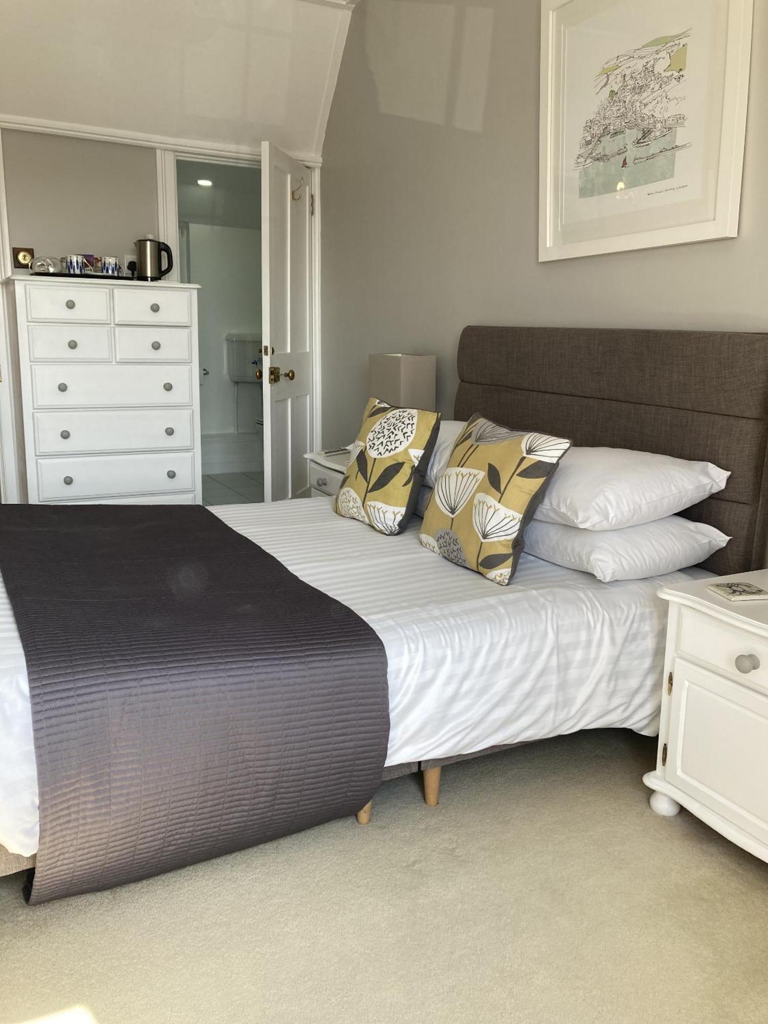 Bed and Breakfast Old Temperance House Saint Keverne Zimmer foto